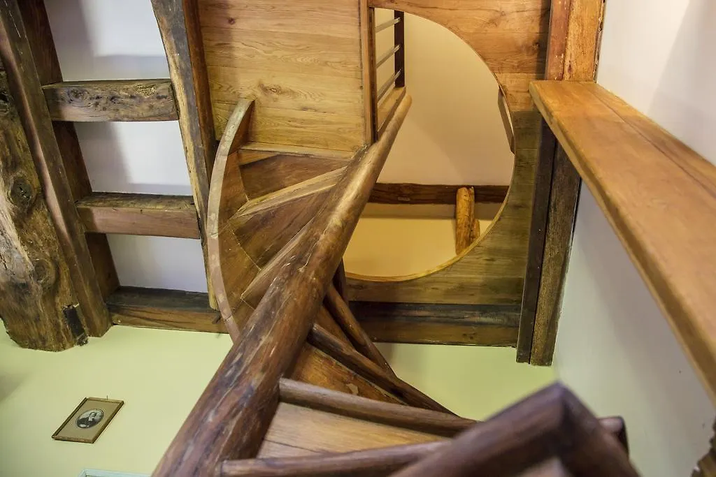 Charmilles Des Cordeliers Bed & Breakfast